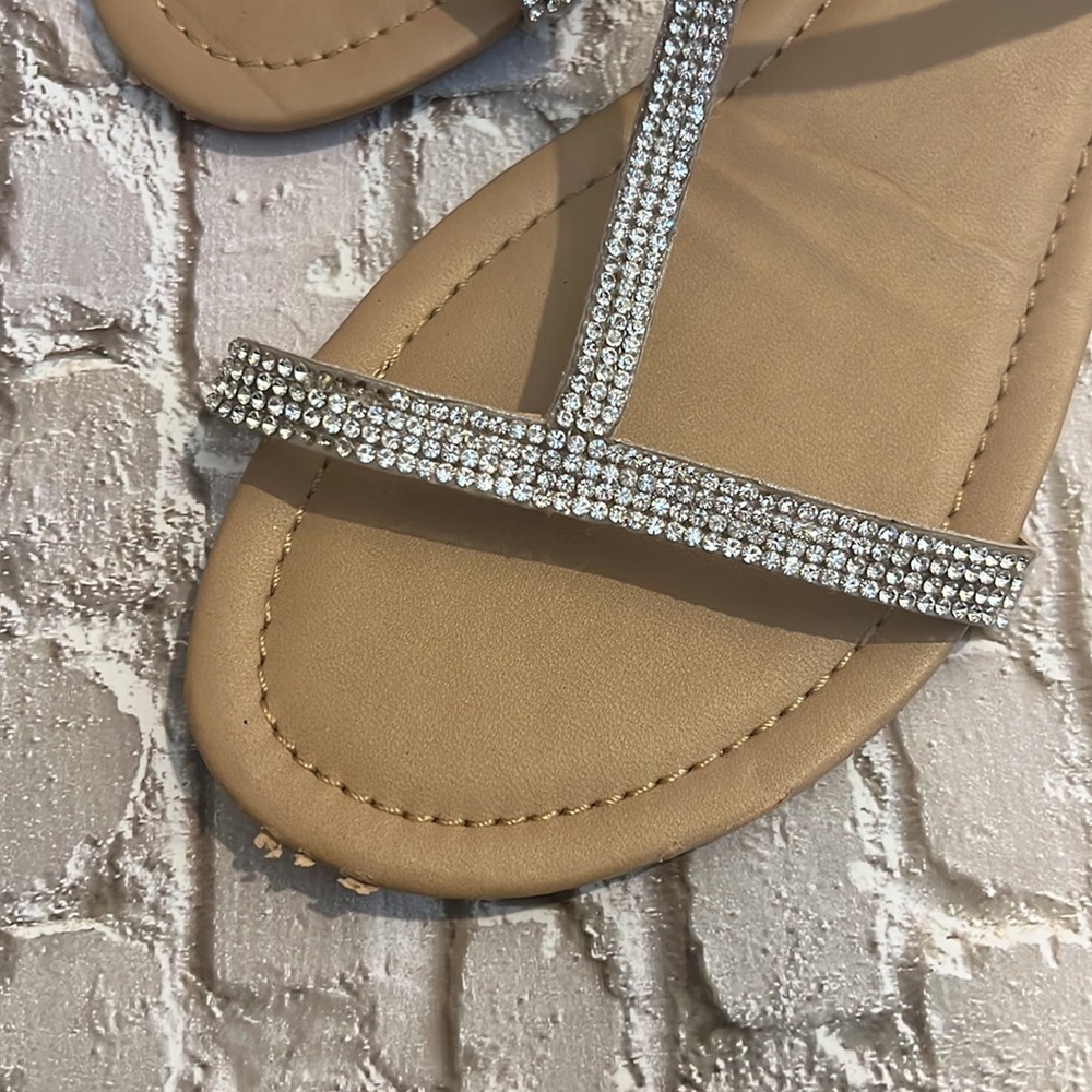 Spring ladies size 10 sandals - Picture 2 of 5